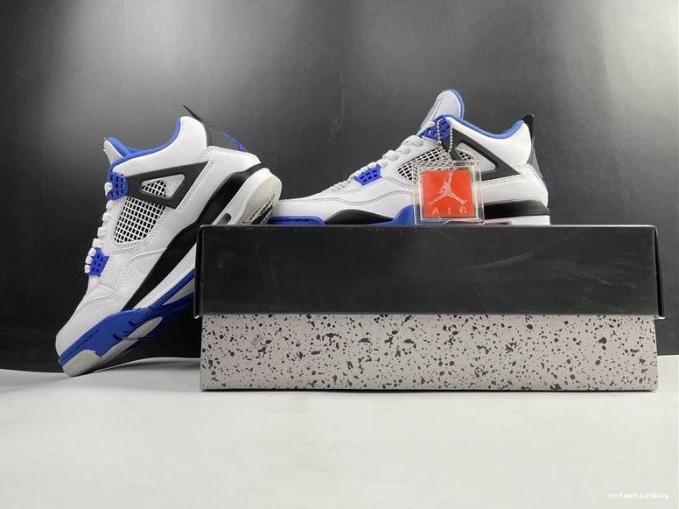 4 Retro (2017) 308497-117 Jordan Motorsports 0923
